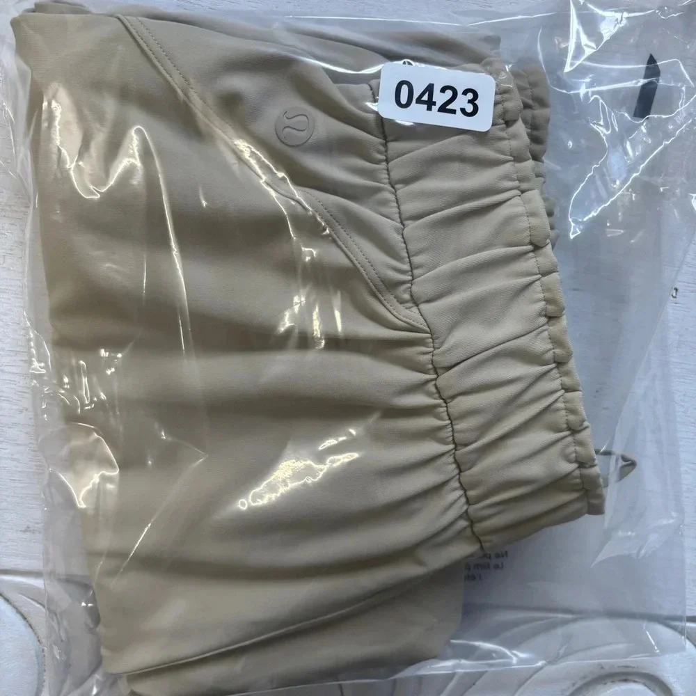Lululemon Keep‎ Moving Pant 7/8 High-Rise Trench Tan 8